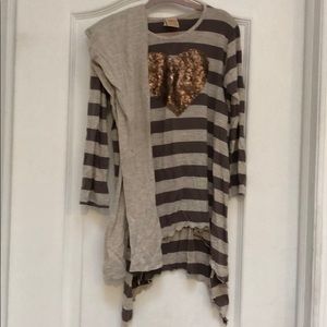 4T Mia belle 2 pc set leggings and tunic top